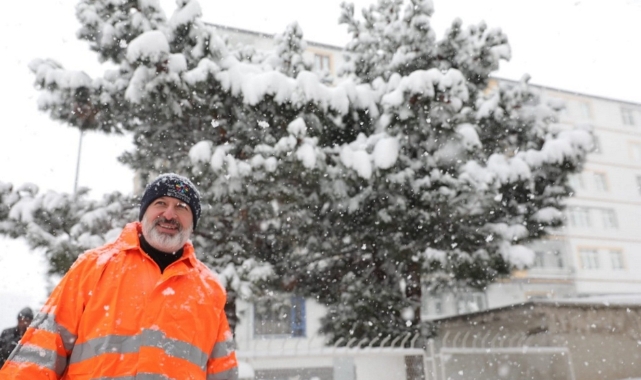 KAR MESAİSİ ARALIKSIZ SÜRÜYOR