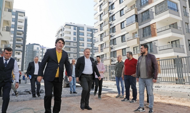 GELECEĞİ İNŞA EDİYORUZ