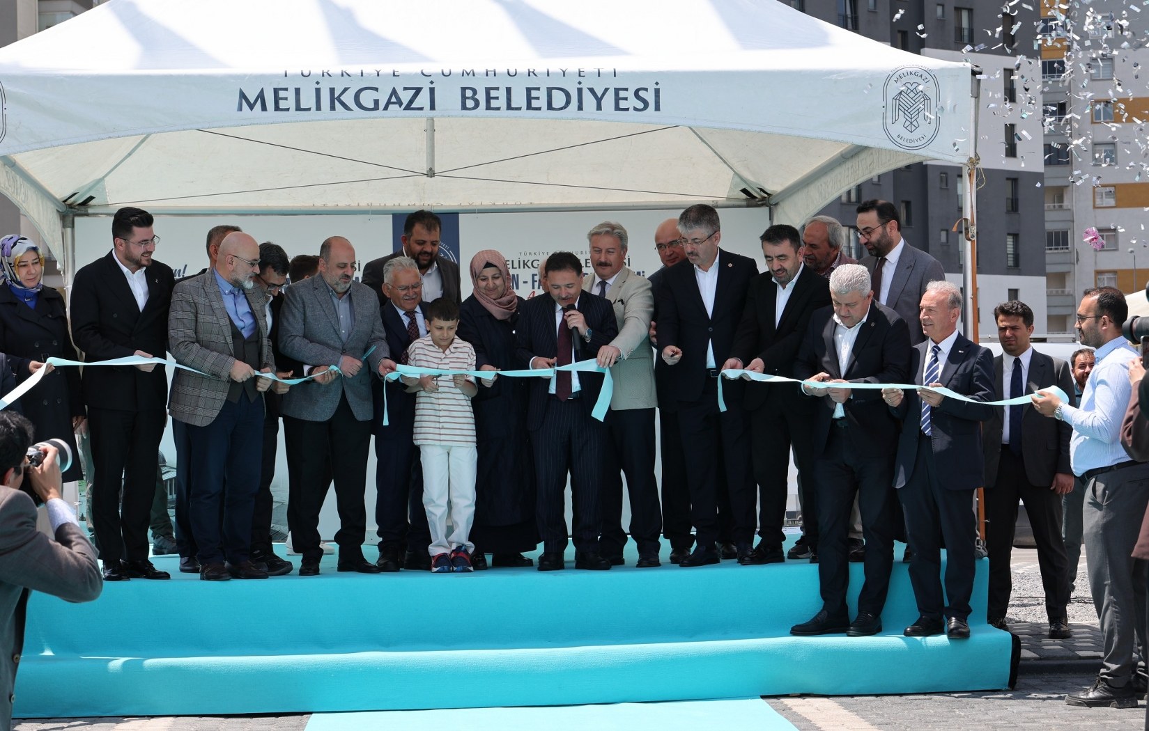 MELİKGAZİ’DE YAZIN İLK AÇILIŞI, “OSMAN-FATMA FIRINCI CAMİ”NİN İBADETE AÇILMASI İLE BAŞLADI