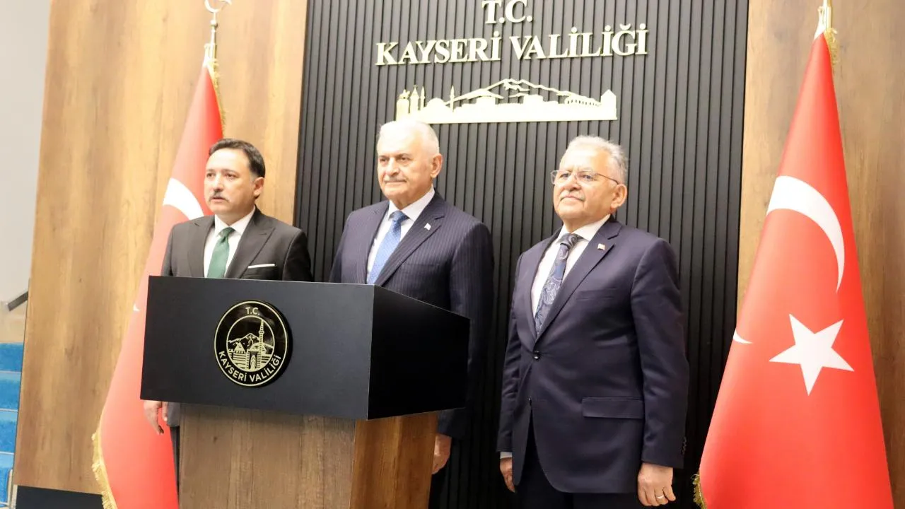 TÜRK DÜNYASI BURAM BURAM KAYSERİ'DE TÜTMÜŞ OLACAK