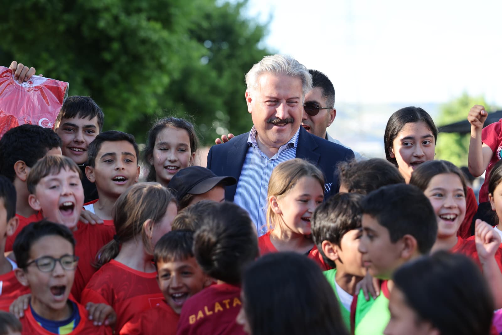 BAŞKAN PALANCIOĞLU SELİMİYE’DE HİZMET ROTASINI VATANDAŞLA ÇİZDİ