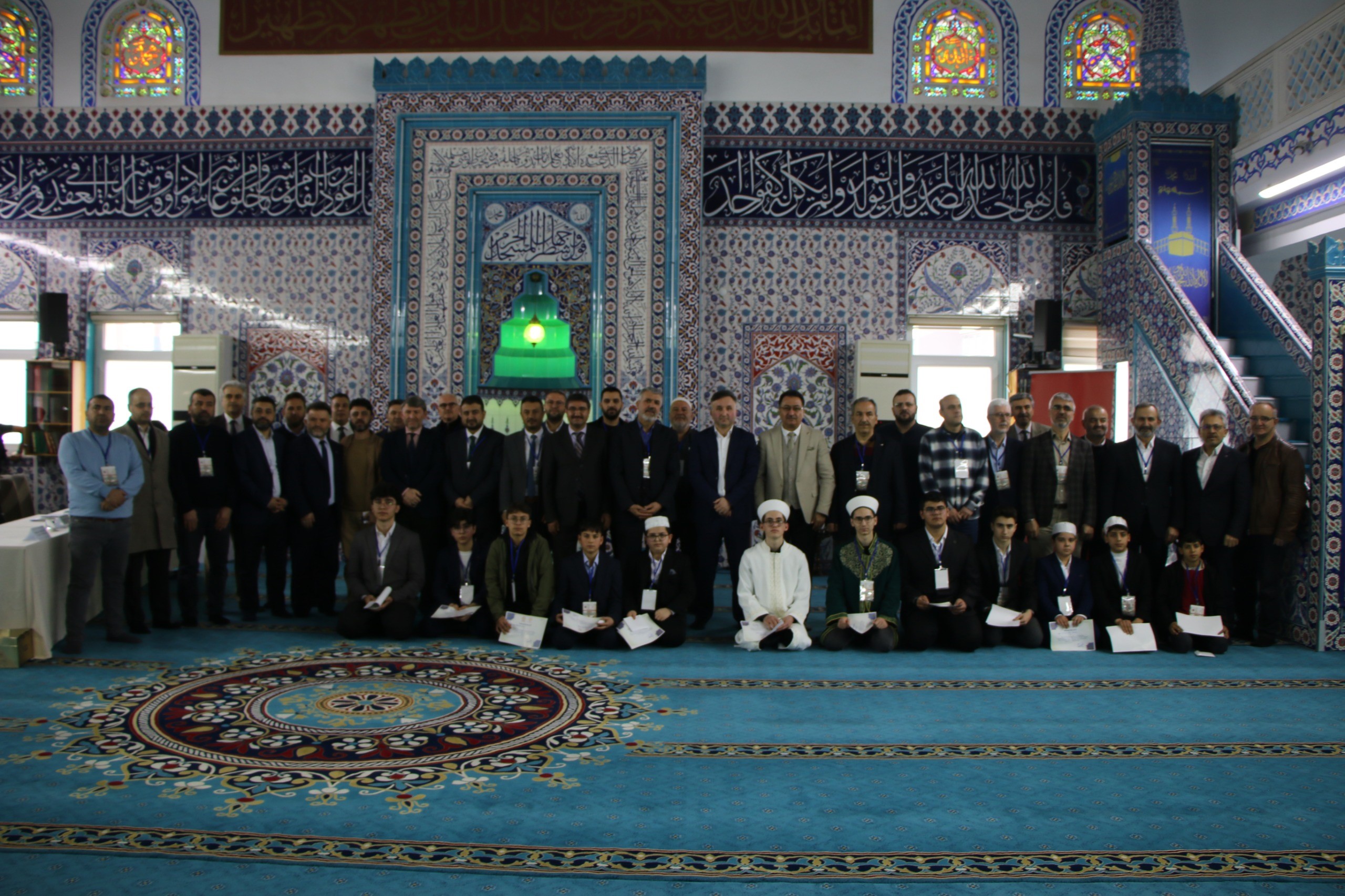 İMAM HATİP ÖĞRENCİLERİ YARIŞTA