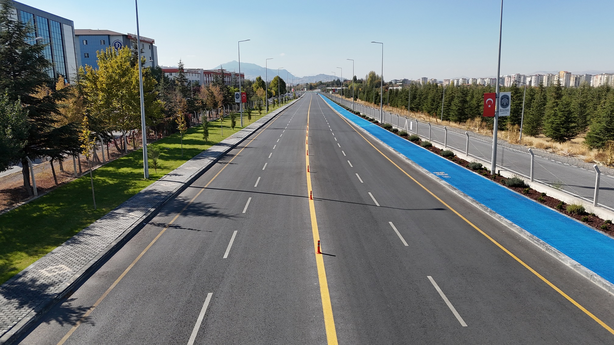 ALBAYRAK CADDESİ ŞEHRİN TRAFİK YÜKÜNÜ HAFİFLETECEK