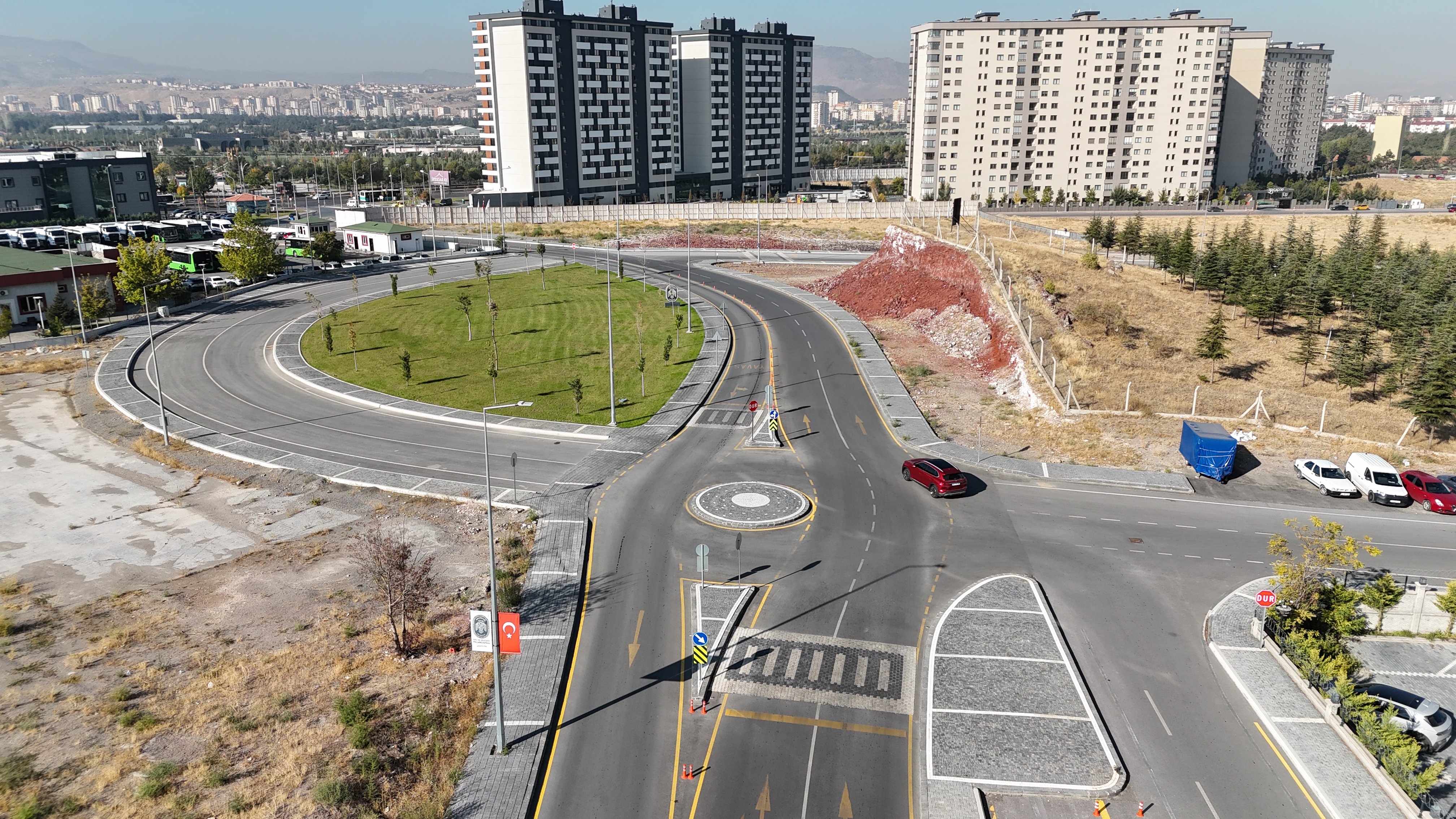 MELİKGAZİ BELEDİYESİ 2025 YILI ASFALT SEZONU BOYUNCA 80 KM YOL YAPTI