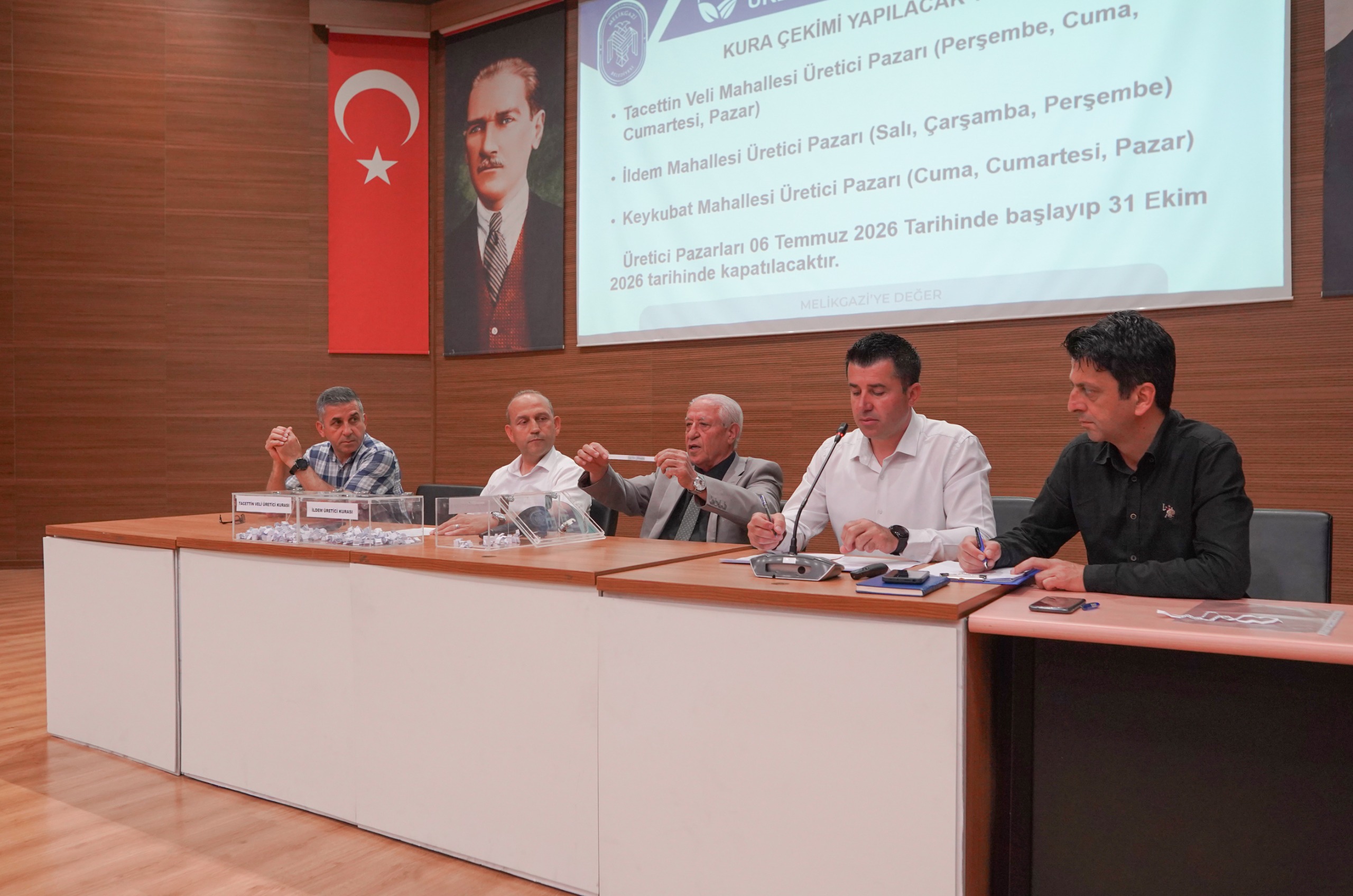 MELİKGAZİ BELEDİYESİ ÜRETİCİ PAZARI İÇİN KURA ÇEKİMİ YAPILDI