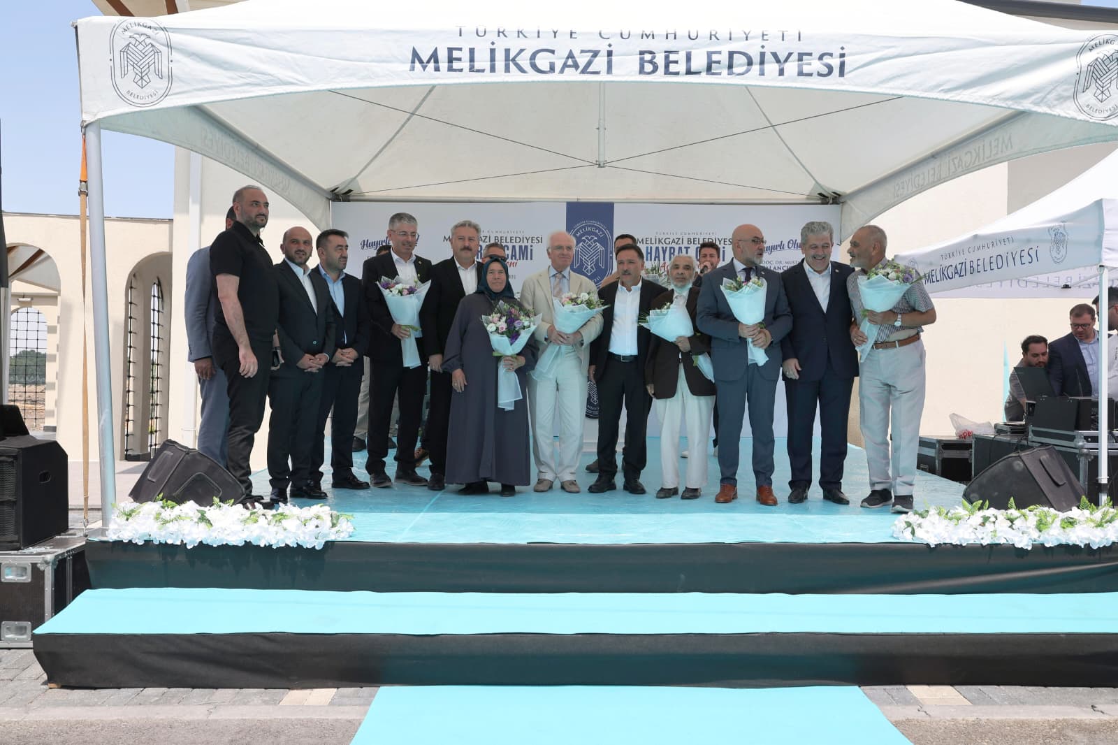 MELİKGAZİ BELEDİYESİ HAYRAT CAMİİ’Yİ İBADETE AÇTI