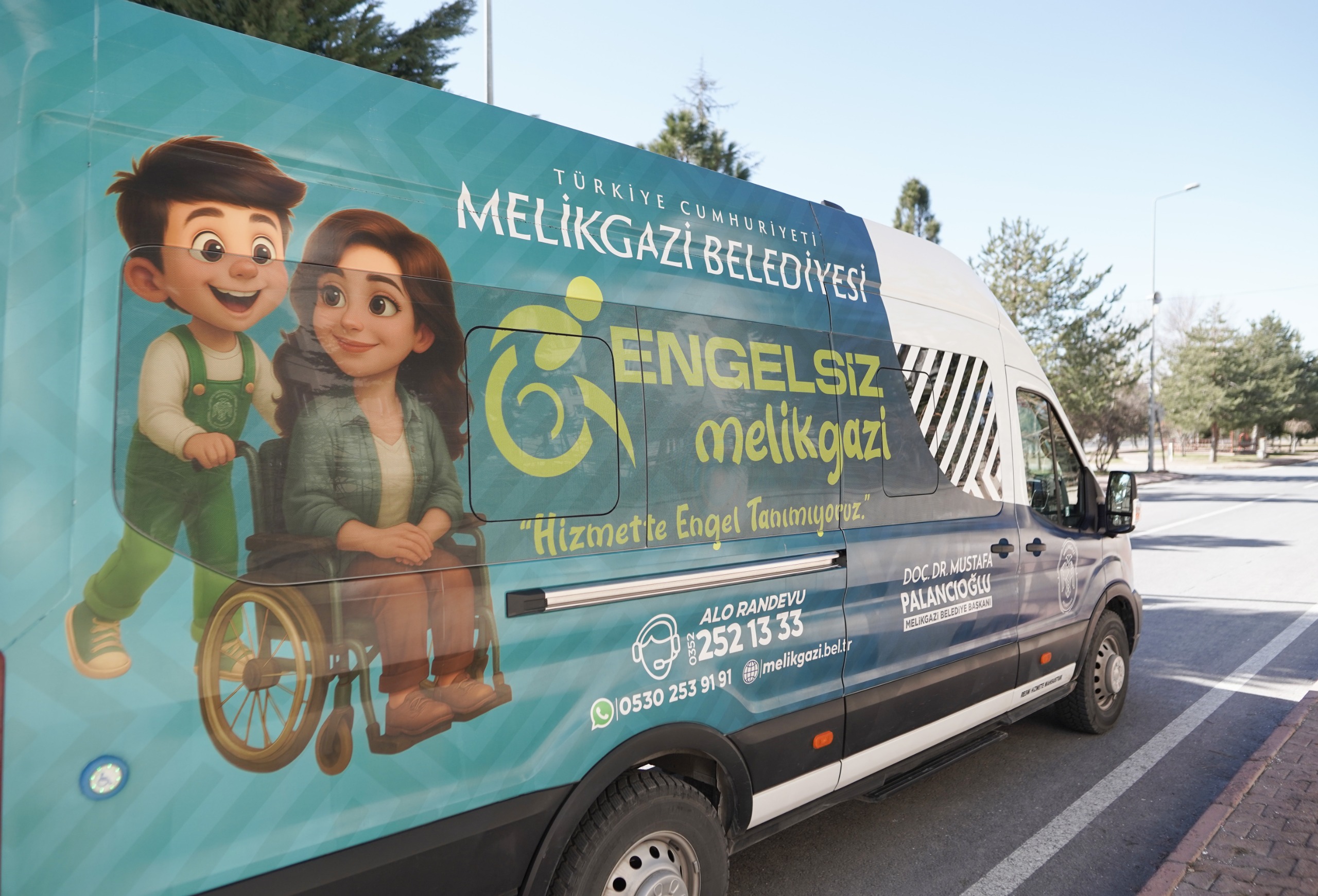 “ENGELSİZ MELİKGAZİ” ARACI RAMAZAN AYINDA DA HİZMETE DEVAM EDİYOR