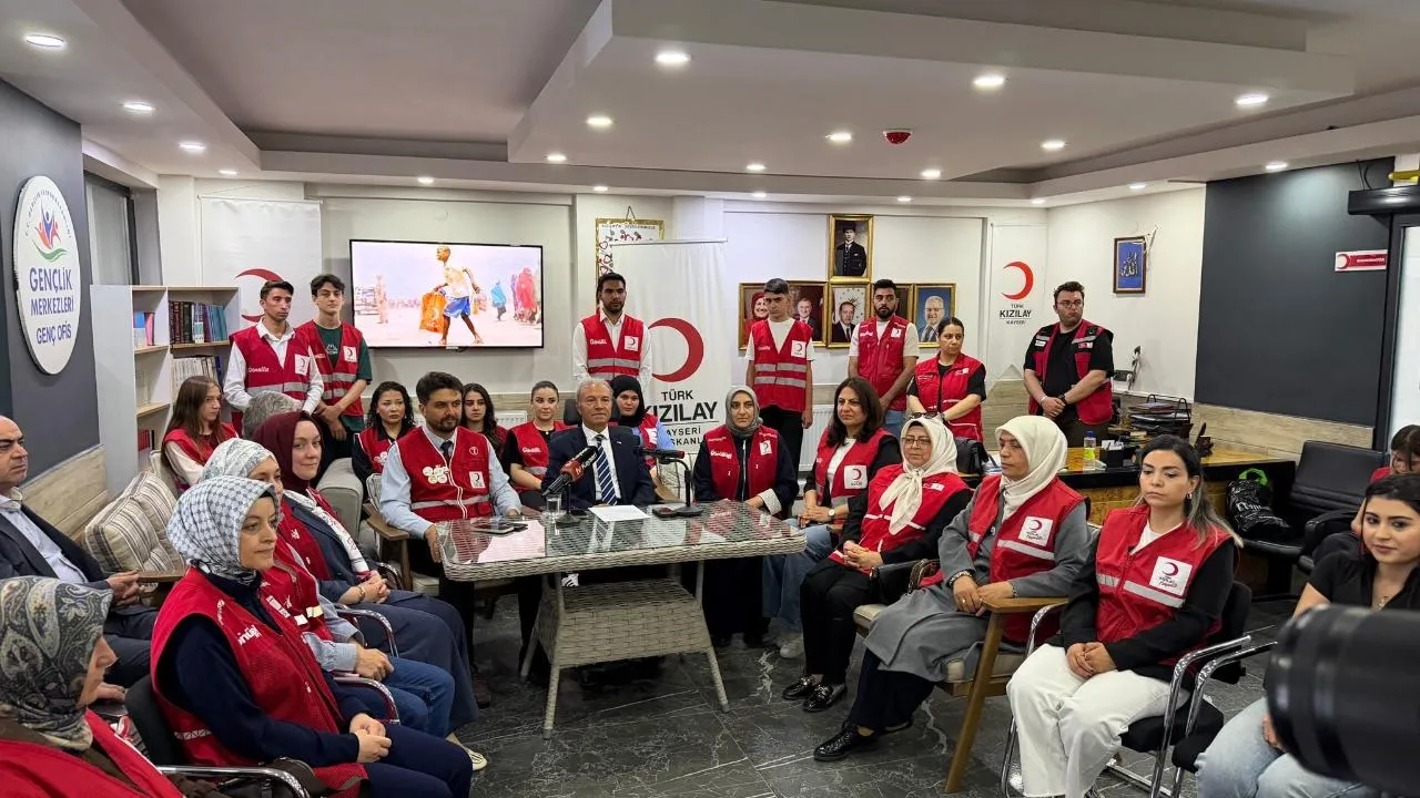 ÖZÜR DİLEDİ