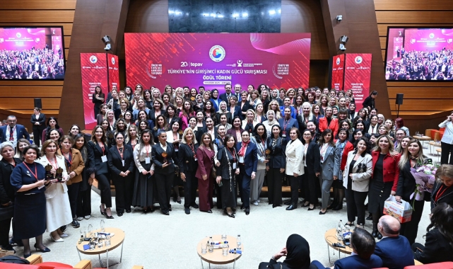 KADINLAR İŞ HAYATINDA DAHA AKTİF OLMALI