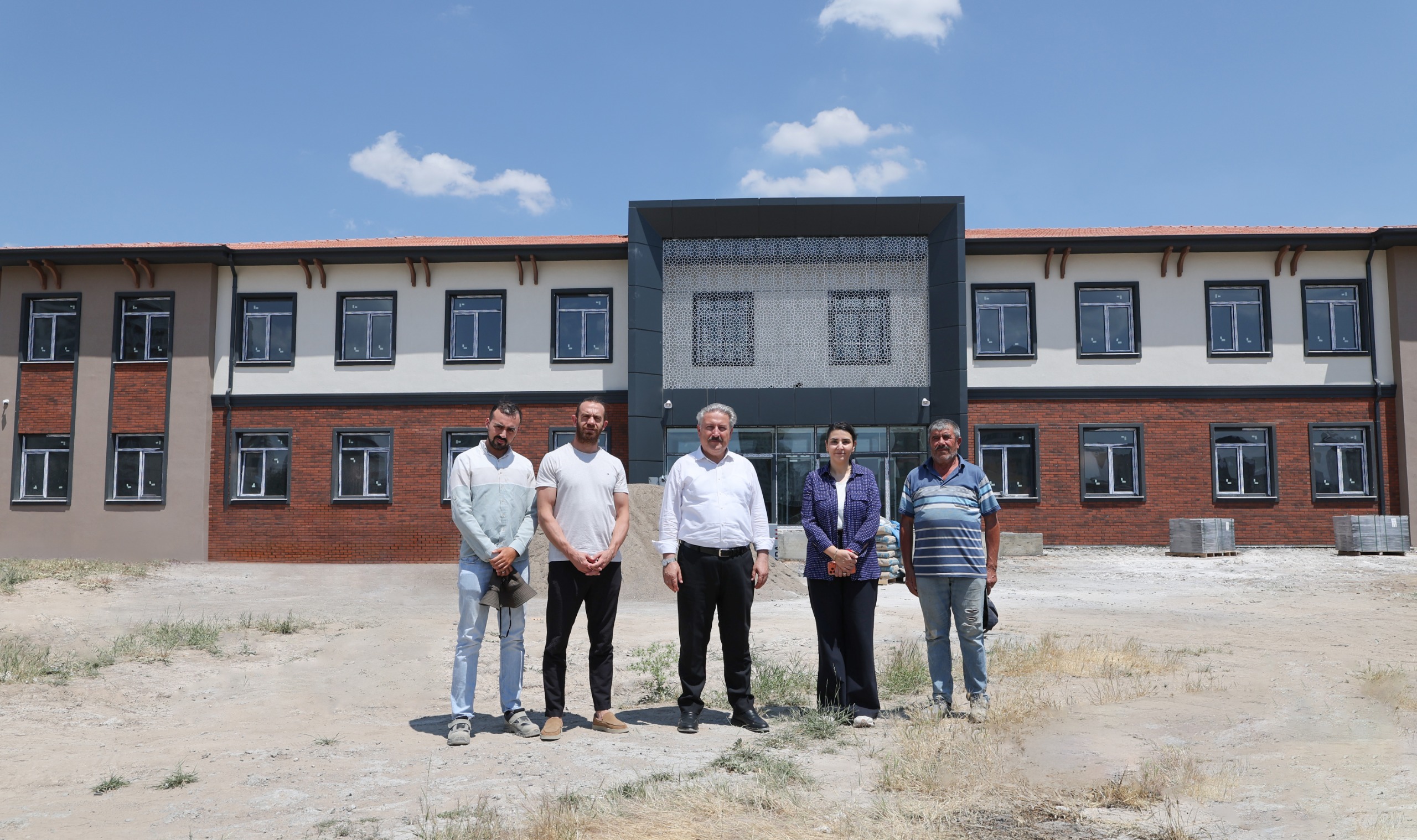 BAŞKAN PALANCIOĞLU, YILDIRIM BEYAZIT MAHALLESİ’NDEKİ OKUL ÇALIŞMALARINI İNCELEDİ