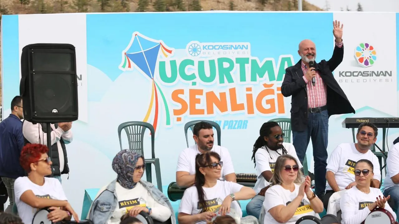MİLLET BAHÇESİ’NDE UÇURTMA ŞENLİĞİ COŞKUSU 