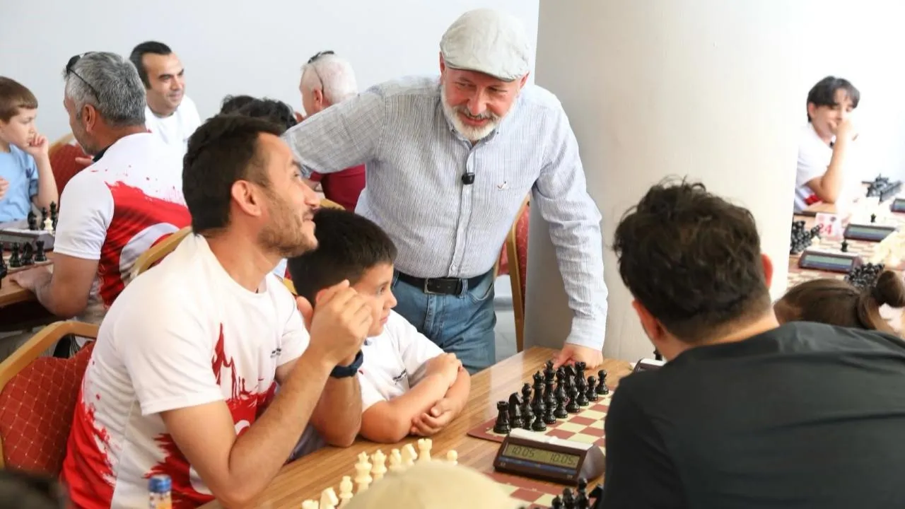 SATRANÇ TURNUVASI