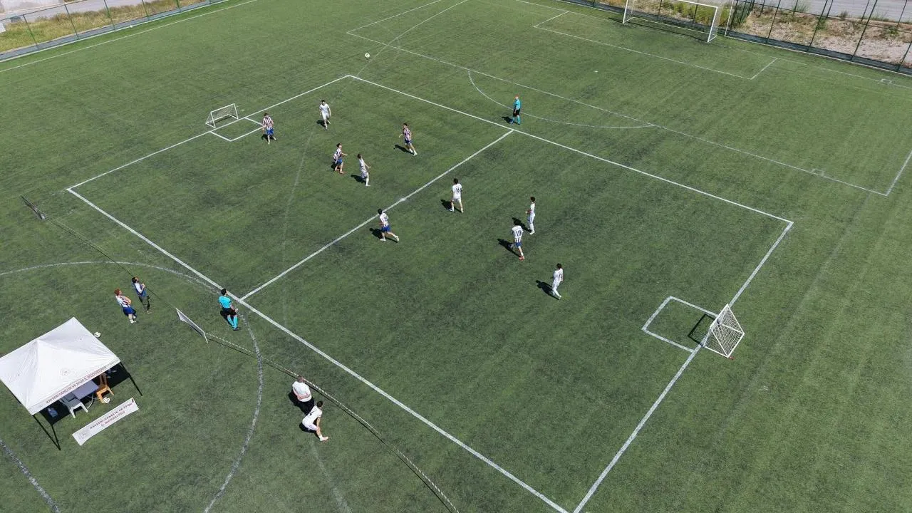 5X5 FUTBOL GENÇLİK KUPASI START ALDI