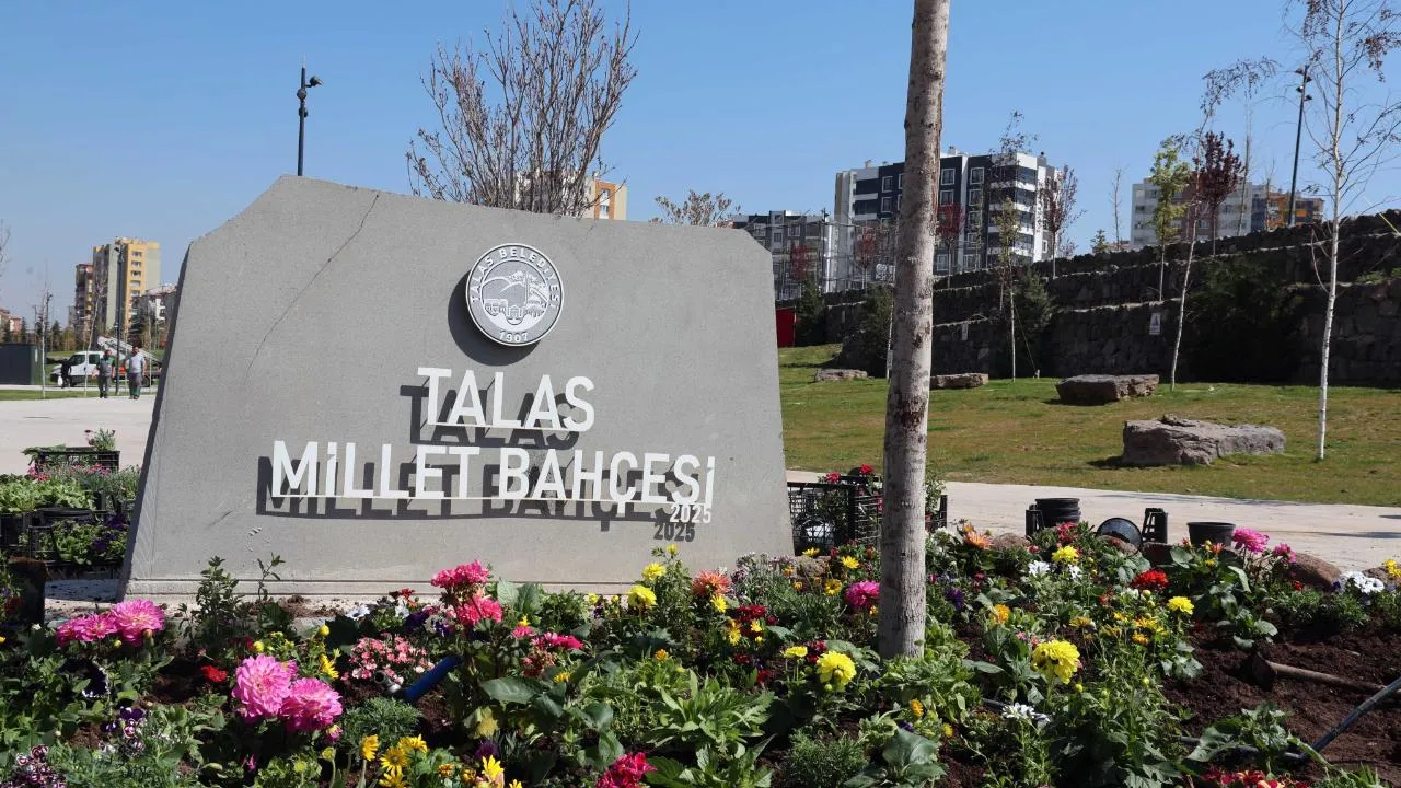 BAHAR 'ÇİÇEK ŞENLİĞİ' İLE TAÇLANIYOR