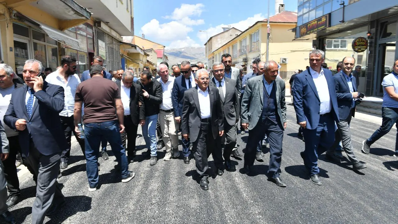 BÜYÜKKILIÇ SARIZDA
